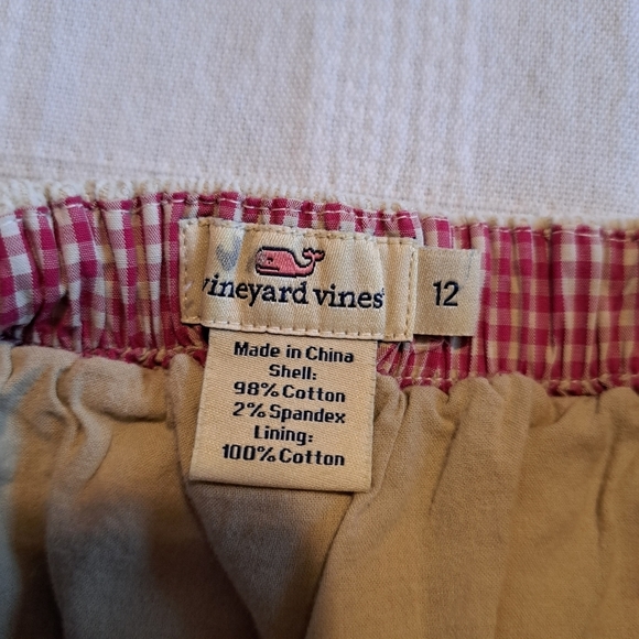 Vineyard Vines girls size 12 tan corduroy skirt with allover embroidered whales - Picture 4 of 5